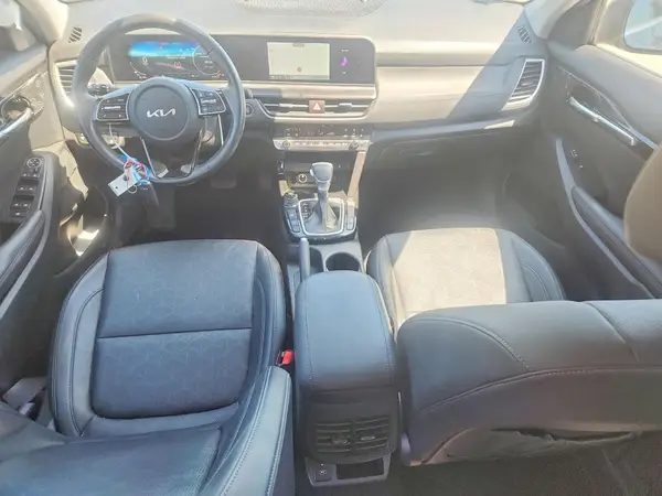 KNDERCAA2R7527062 2024 KIA SELTOS - Image 8