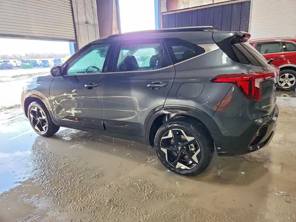 KNDERCAA2R7613455 2024 KIA SELTOS - Image 2