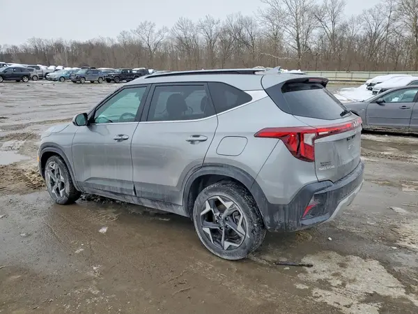 KNDERCAA2R7639845 2024 KIA SELTOS - Image 2