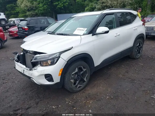 KNDERCAA2R7644558 2024 KIA SELTOS - Image 2