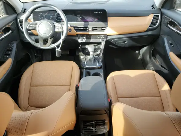 KNDERCAA2S7777102 2025 KIA SELTOS - Image 8