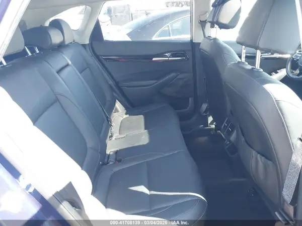 KNDERCAA3M7076667 2021 KIA SELTOS - Image 8