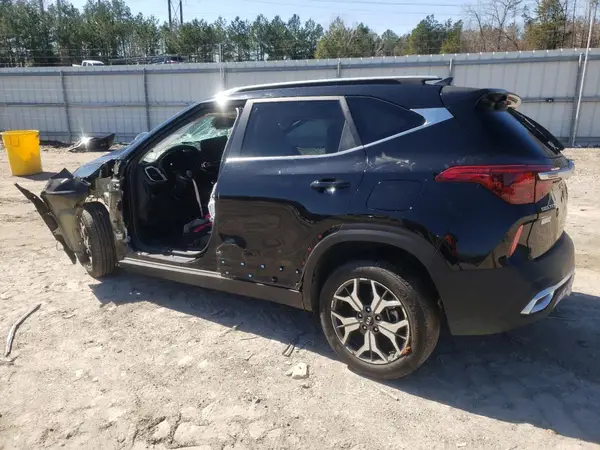 KNDERCAA3M7078113 2021 KIA SELTOS - Image 2