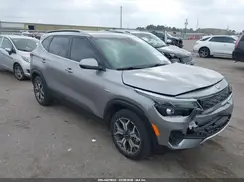 KNDERCAA3M7096644 2021 KIA SELTOS