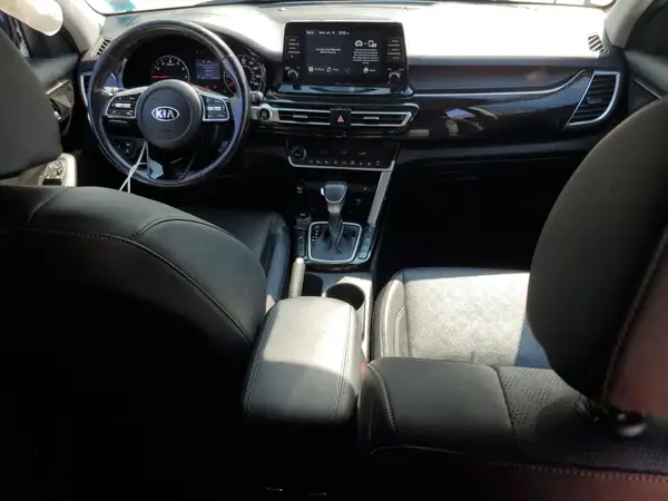 KNDERCAA3M7111112 2021 KIA SELTOS - Image 8