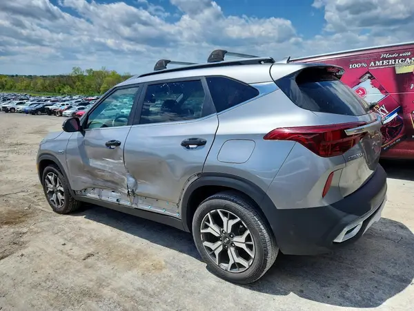 KNDERCAA3M7149939 2021 KIA SELTOS - Image 2