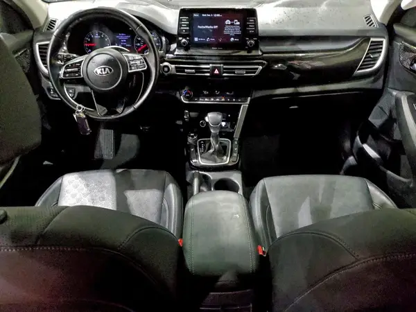KNDERCAA3M7178633 2021 KIA SELTOS - Image 8