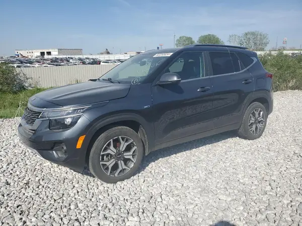 KNDERCAA3M7180690 2021 KIA SELTOS - Image 1