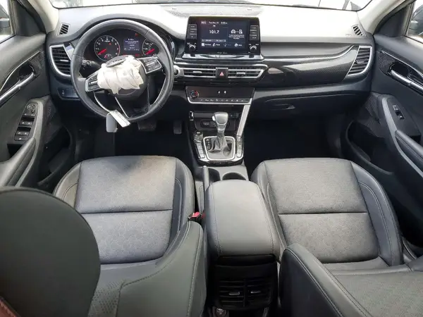 KNDERCAA3M7193164 2021 KIA SELTOS - Image 8