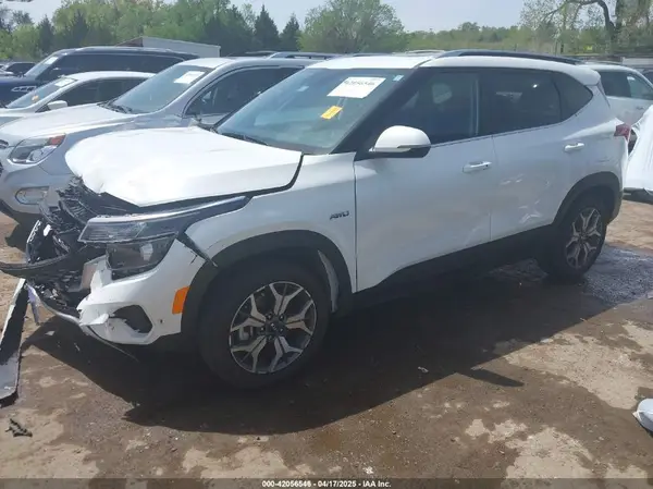 KNDERCAA3M7229080 2021 KIA SELTOS - Image 2