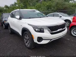 KNDERCAA3P7419594 2023 KIA SELTOS