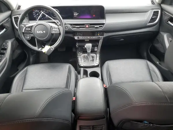 KNDERCAA3R7529483 2024 KIA SELTOS - Image 8