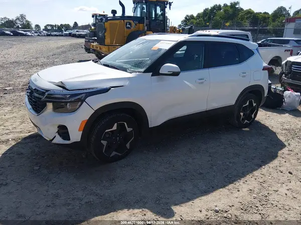 KNDERCAA3R7581678 2024 KIA SELTOS - Image 2