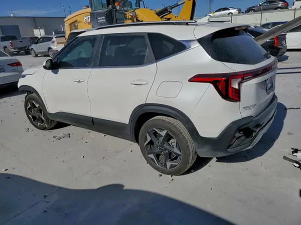 KNDERCAA3R7634329 2024 KIA SELTOS - Image 2
