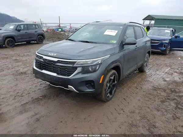 KNDERCAA3R7639398 2024 KIA SELTOS - Image 2