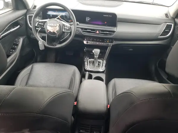 KNDERCAA3S7688770 2025 KIA SELTOS - Image 8