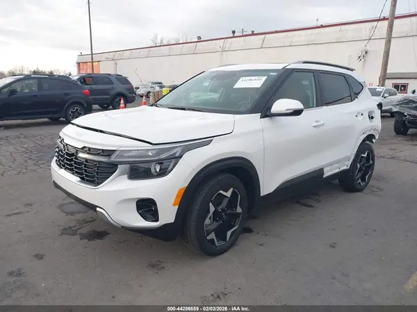 KNDERCAA3S7773446 2025 KIA SELTOS - Image 2
