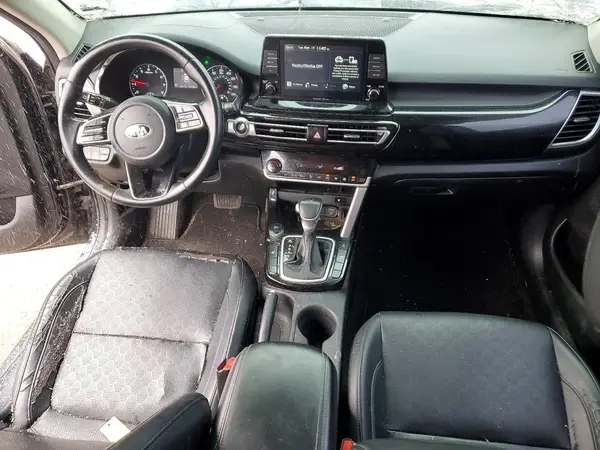 KNDERCAA4M7043693 2021 KIA SELTOS - Image 8