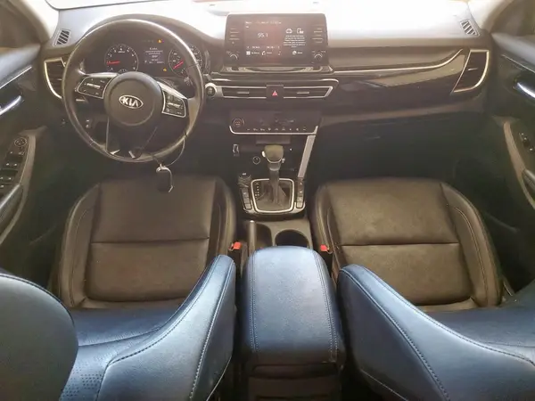 KNDERCAA4M7095597 2021 KIA SELTOS - Image 8