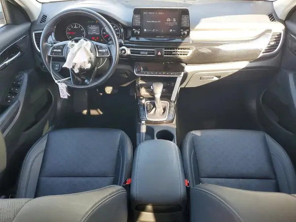 KNDERCAA4M7142255 2021 KIA SELTOS - Image 8