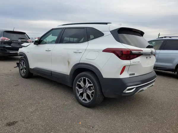 KNDERCAA4M7165339 2021 KIA SELTOS - Image 2