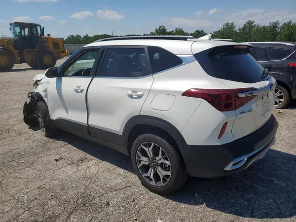 KNDERCAA4M7175370 2021 KIA SELTOS - Image 2