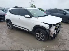 KNDERCAA4M7232649 2021 KIA SELTOS