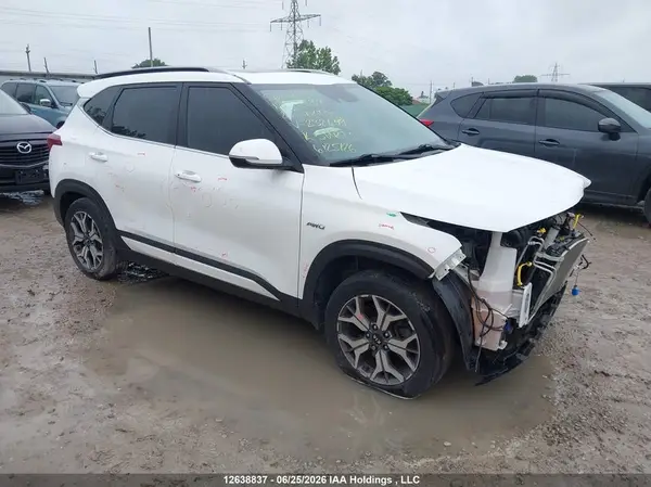 KNDERCAA4M7232649 2021 KIA SELTOS - Image 1