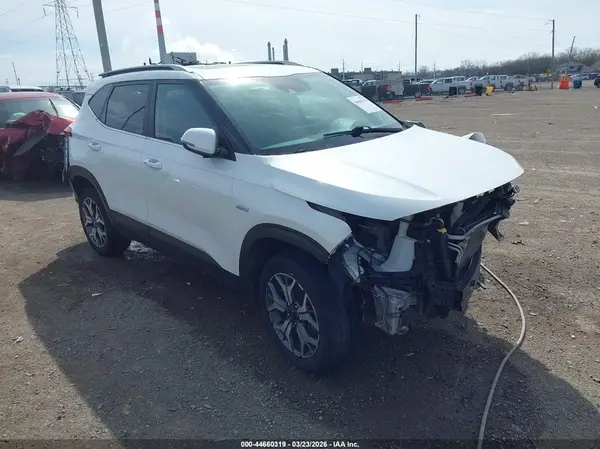 KNDERCAA4N7287765 2022 KIA SELTOS - Image 1