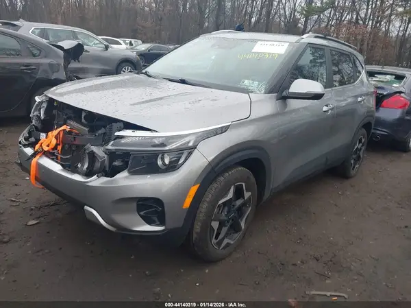 KNDERCAA4R7492606 2024 KIA SELTOS - Image 2