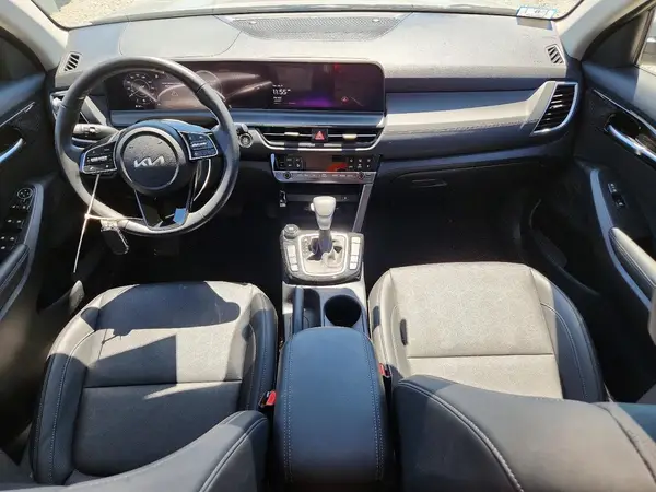 KNDERCAA4S7686073 2025 KIA SELTOS - Image 8