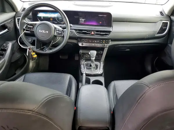 KNDERCAA4S7718892 2025 KIA SELTOS - Image 8
