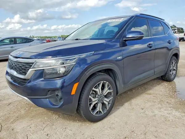 KNDERCAA5M7045971 2021 KIA SELTOS - Image 1