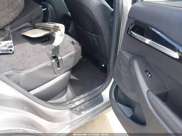 KNDERCAA5M7077626 2021 KIA SELTOS - Image 8