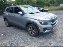 KNDERCAA5M7078548 2021 KIA SELTOS