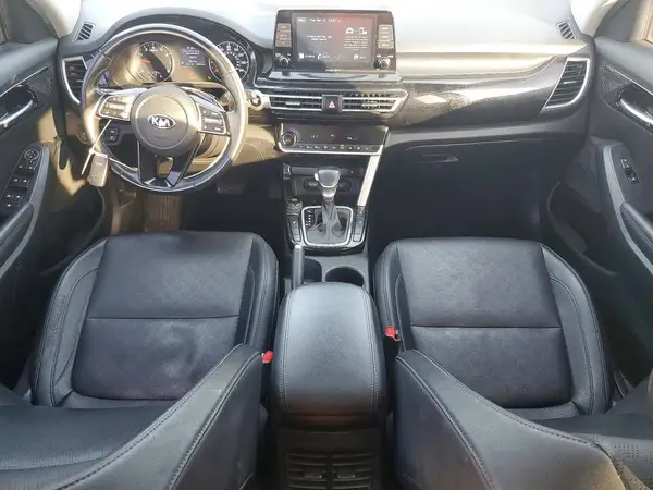 KNDERCAA5M7117980 2021 KIA SELTOS - Image 8