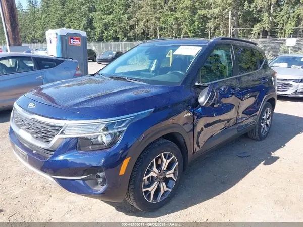 KNDERCAA5M7130373 2021 KIA SELTOS - Image 2