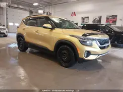 KNDERCAA5M7135184 2021 KIA SELTOS