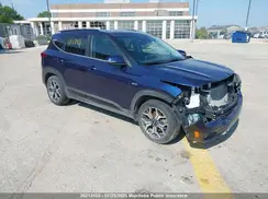 KNDERCAA5M7148047 2021 KIA SELTOS