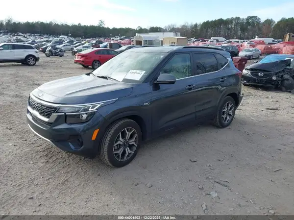KNDERCAA5M7156326 2021 KIA SELTOS - Image 2