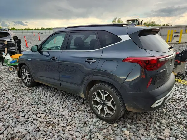 KNDERCAA5M7183820 2021 KIA SELTOS - Image 2