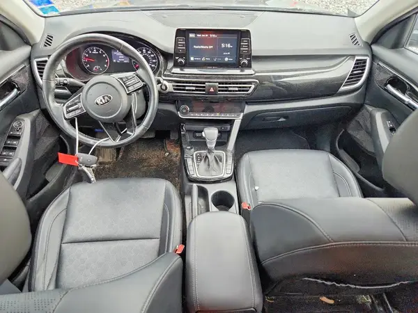 KNDERCAA5M7183820 2021 KIA SELTOS - Image 8