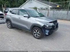 KNDERCAA5N7237537 2022 KIA SELTOS