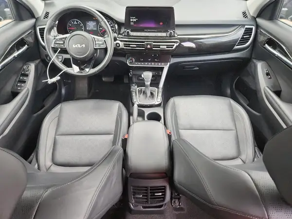 KNDERCAA5N7254919 2022 KIA SELTOS - Image 8