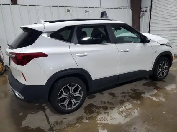 2022 KIA SELTOS COPART lot 82749505 auction photo 3