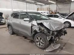 KNDERCAA5N7281165 2022 KIA SELTOS