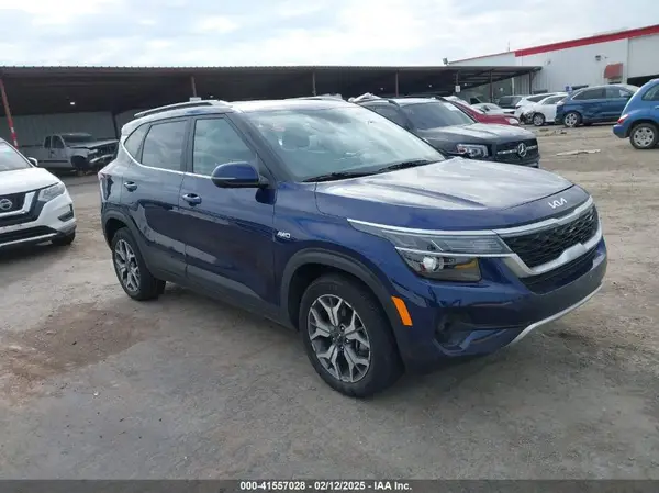 KNDERCAA5N7282851 2022 KIA SELTOS - Image 1