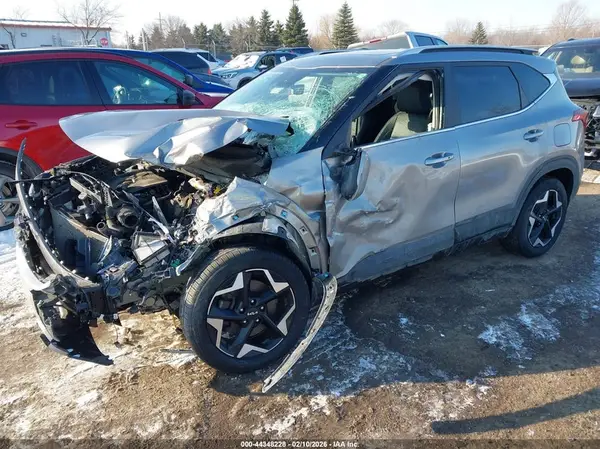 KNDERCAA5R7472087 2024 KIA SELTOS - Image 2