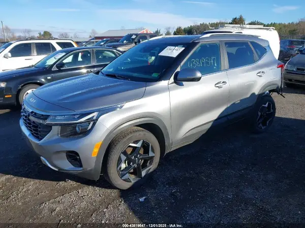 KNDERCAA5R7532532 2024 KIA SELTOS - Image 2