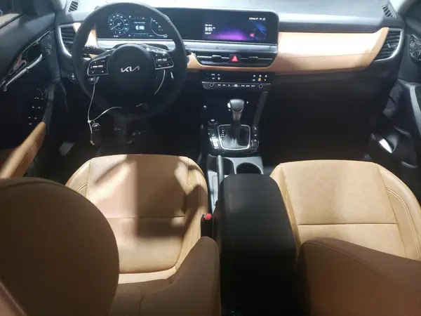 KNDERCAA5R7628967 2024 KIA SELTOS - Image 8